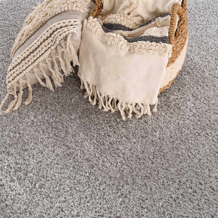 Heavenly Solid Light Gray Plush Rug - Clearance Rugs TriadCommerceInc