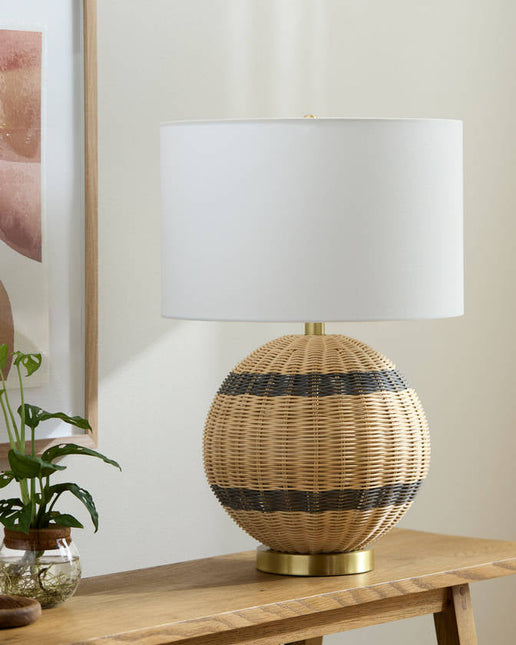 Keauna Traditional Cream Table Lamp Home Decor > Lighting > Lamp > Table Lamps TriadCommerceInc