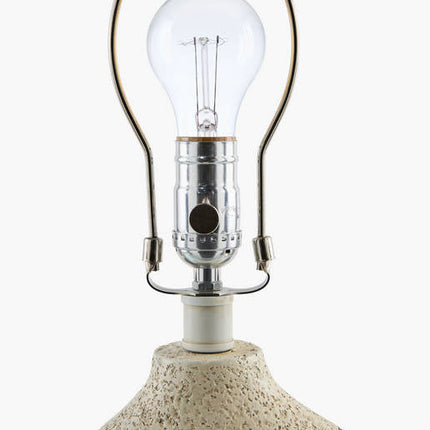 Dyanne Traditional Cream/Wheat Table Lamp Lighting TriadCommerceInc
