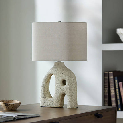 Dyanne Traditional Cream/Wheat Table Lamp Lighting TriadCommerceInc