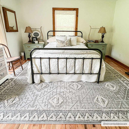 Agoo High-Low Pile Rustic Rug Rugs TriadCommerceInc