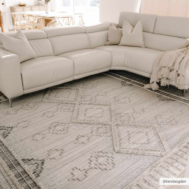 Amaga High-Low Rustic Rug Rugs TriadCommerceInc