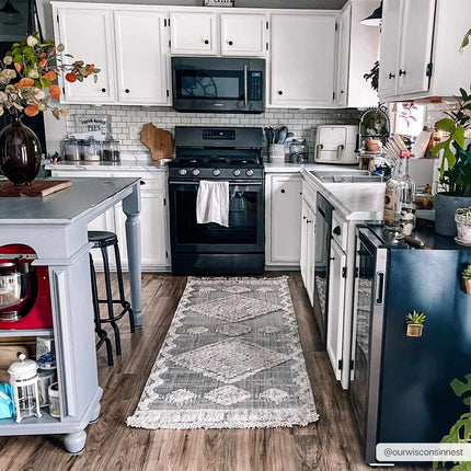 Ampusungan High-Low Rustic Rug Rugs TriadCommerceInc
