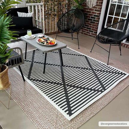 Anah 3D Black Outdoor Rug Rugs TriadCommerceInc