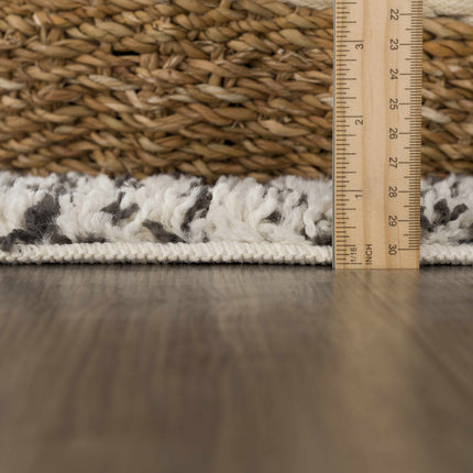 Howth Area Rug Rugs TriadCommerceInc