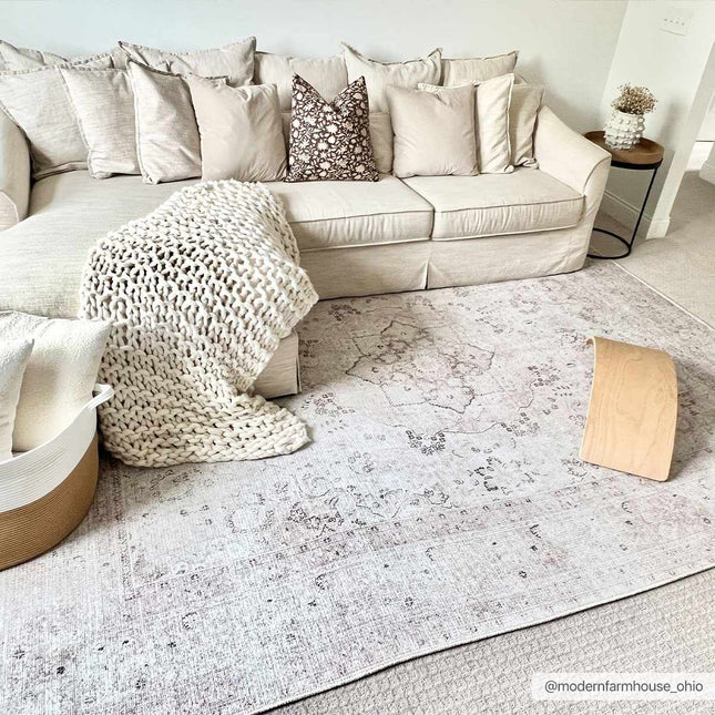 Bethany Vintage Flat Pile Washable Rug Rugs TriadCommerceInc