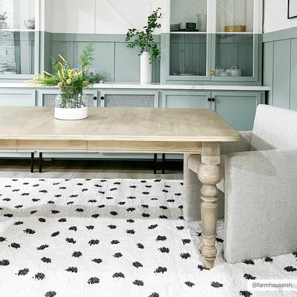 Chaia Dotted Black & White Plush Rug Rugs TriadCommerceInc