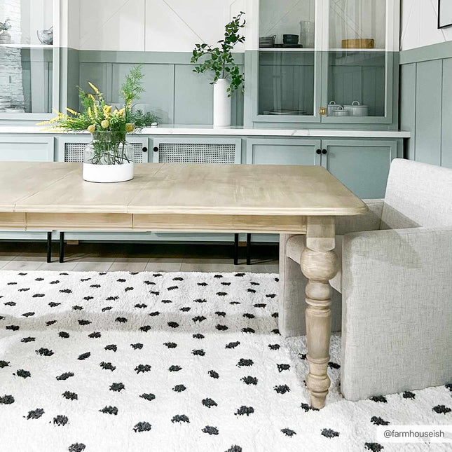 Chaia Dotted Black & White Plush Rug Rugs TriadCommerceInc