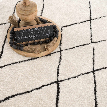 Keone Black & White Area Rug Rugs TriadCommerceInc
