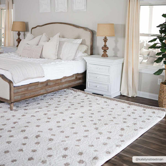 Chaia Dotted Cream & Brown Plush Rug Rugs TriadCommerceInc
