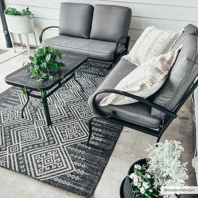 Frankville Black&White All Over Performance Rug Rugs TriadCommerceInc