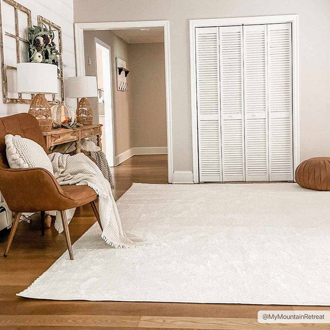 Judy White Washable Area Rug Rugs TriadCommerceInc