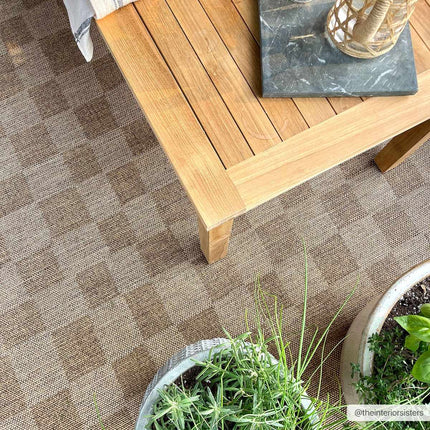 Kuval Checkered Brown Rug Rugs TriadCommerceInc