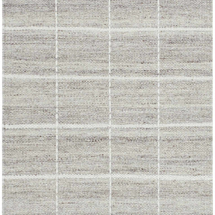 Nissa Checkered Area Rug Rugs TriadCommerceInc