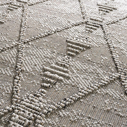 Nyla Bone Indoor & Outdoor Rug - 2x3 Clearance Rugs TriadCommerceInc