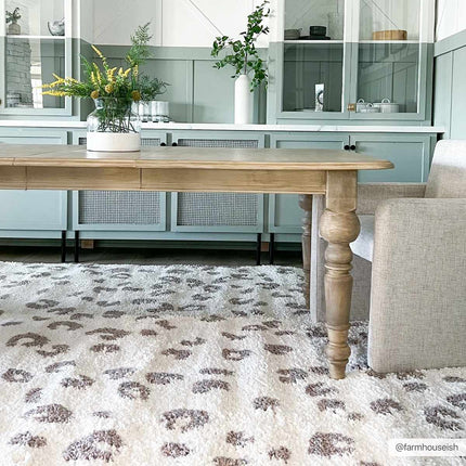 Zhen Pink Spots Leopard Rug - Clearance Rugs TriadCommerceInc