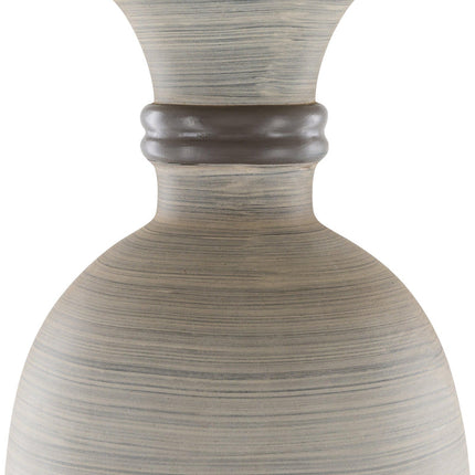 Wulka Traditional Table Lamp Lighting TriadCommerceInc
