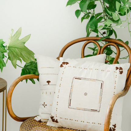 16" Abira Throw Pillow Throw Pillows TriadCommerceInc   