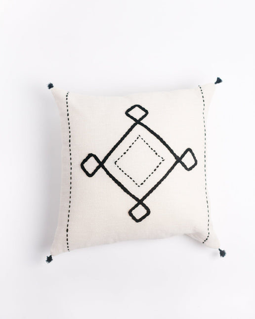 18" Ariana Throw Pillow Throw Pillows TriadCommerceInc   